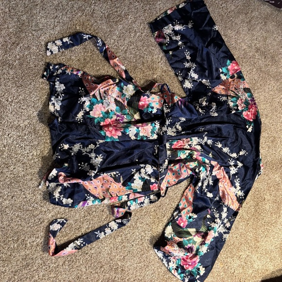 Floral Kimono Robe - Picture 2 of 3